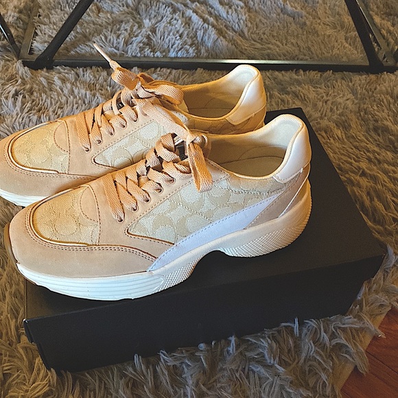 Coach Tech Runner Athletic Shoe - Picture 3 of 3